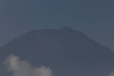 Japonya 'daki dağ manzarası