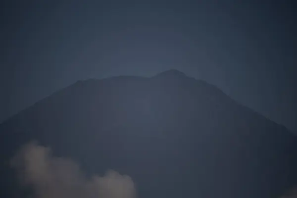 Dağların güzel manzarası