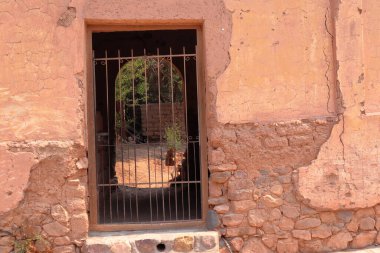Kuzey Arjantin 'in doğduğu Purmamarca' da ev cephesi ve detaylar. Yüksek kalite fotoğraf