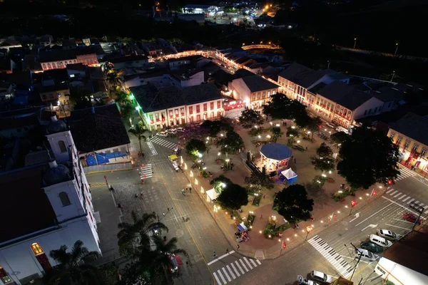 サンルイス パライティンガ サンパウロ ブラジル 2023年5月24日 オズワルド クルス広場 サンルイス パライティンガ高品質の写真 ディビノスパーティー — ストック写真