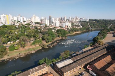 Piraciaba, Brezilya 'daki Old Sugar Mill ve Piracicaba nehri. Yüksek kalite fotoğraf