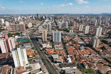 Piracicaba şehri, Brezilya, panorama hava manzaralı 2023 Ağustos. Yüksek kalite fotoğraf