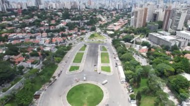 Sao Paulo, Brezilya: 23 Haziran 2024: Pacaembu Stadyumu hava manzarası. Yüksek kalite fotoğraf. Drone görünümü