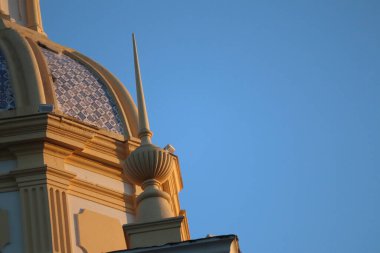 Taubate - SP, Brezilya. 22 Haziran 2024. Dom Epaminondas Kilisesi detayı güneşli bir günde. Yüksek kalite fotoğraf