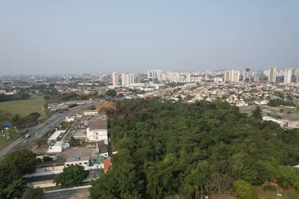 Taubate, Sao Paulo 'nun havadan görüntüsü, Eylül 2024.