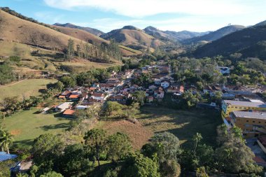 Sao Paulo eyaleti kırsalında Serra da Mantiqueira 'da bulunan Sao Francisco Xavier' in insansız hava aracı görüntüsü. Yüksek kalite fotoğraf