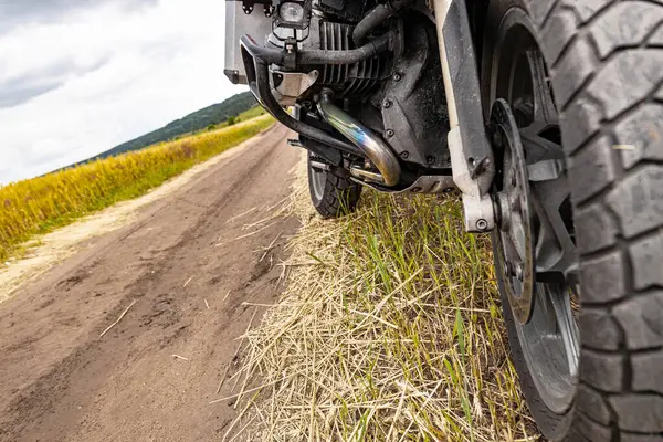 Motosiklet motoru parçası görüntüsü, boksör motoru silindiri.