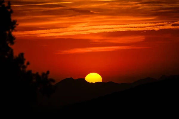 Закат Красными Тонами Над Сьерра Альпухарра Гранаде — стоковое фото
