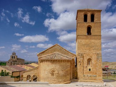 San Esteban de Gormaz Kilisesi, Romanca