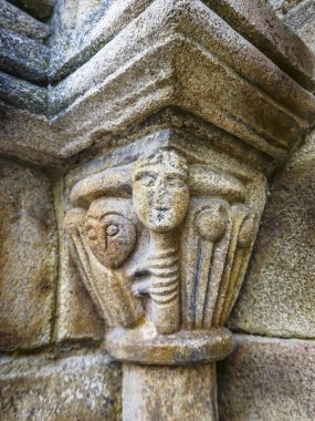 SANTIAGO 'NUN ROMANEK KİLİSESİ ŞEHRİ ŞEHRİ' NDE KALDI