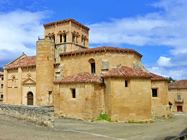 Romaneskirche Almine Burgos — Stockfoto
