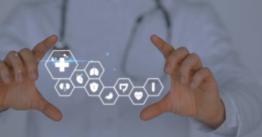 Doktor hold virtual plus medikal ağ bağlantı simgeleri, hekim, tıp merkezi ve ilaç fikri