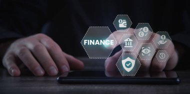 Finansal Sorunlar, Finansal Başarı ve Gayrimenkul Yatırım Soyutlaması.