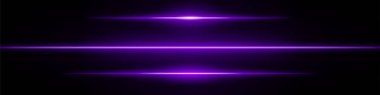 Mor neon çizgileri ya da ışık parıltısını ayarlayın. Beyaz röfleli ince çizgi. Lazer ışınları, yatay ışınlar. Güzel ışık yansımaları. Siyah arkaplanda parlayan çizgiler.