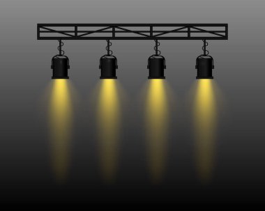 Spot ışığı ayarlandı. Dört sahne ışıkları altın kirişler, kirişlerden sarkıyor. Tiyatro, konser, gösteri ve etkinlikler için profesyonel ışıklandırma ekipmanları. Odaklanmış aydınlatma, performans ayarları.