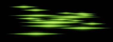 Siyah arka planda parlayan yeşil ışık çizgileri. Yatay neon ışınları, gelecekteki teknolojiyi ve dijital enerjiyi sembolize eden yüksek hızlı bir hareket etkisi yaratır. Bilim kurgu, siber, soyut tasarım.