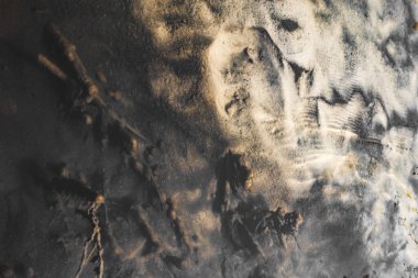 Suyun altında, ışık altında kum. Arkaplan.