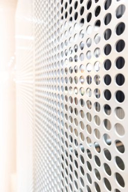 Arkaplanda soyut beyaz dairesel metal çerçeve tasarımı