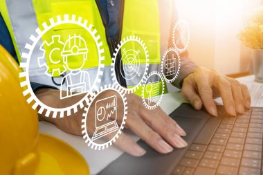 Sistem mühendisliği görevleri, proje planlama ve çalışma takvimi adımları ve sistem yapı planlarının yönetimi.