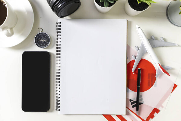 Бланк туристического журнала для заметок, деловых и досуговых путешествий, роста авиакомпаний и отечественной и международной авиационной промышленности.