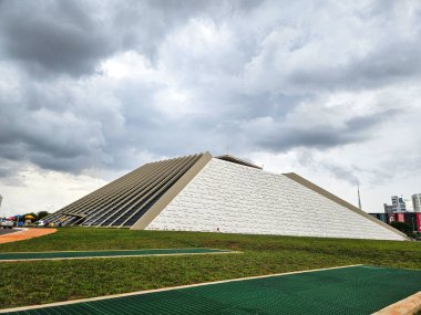 Cludio Santoro National Theater Brezilya 'nın başkenti Brasilia' da bulunan bir Brezilya tiyatrosudur..