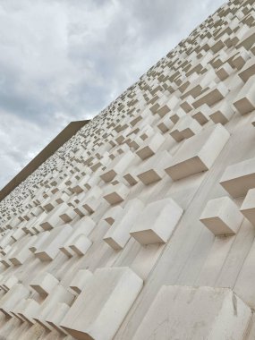 Cludio Santoro National Theater Brezilya 'nın başkenti Brasilia' da bulunan bir Brezilya tiyatrosudur..