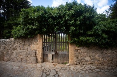 Valldemossa, Palma de Mallorca - İspanya. 26 Eylül 2022. Mallorca adasının batı kesiminde, Balear Adaları özerk bölgesinde yer almaktadır.