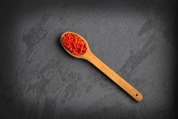 Solanum Lycopersicum Dehydrated Dried Tomato Flakes Spoon — Stock Photo, Image