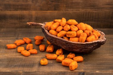 Crunchy salty chili corn - Zea mays