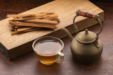 Medicinal cat's claw tea - Uncaria tomentosa