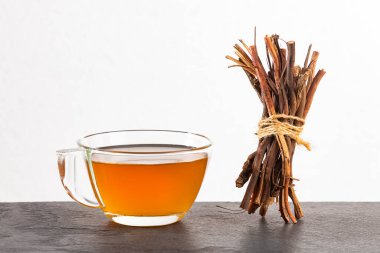 Smilax aspera - Organik saparna tıbbi çay