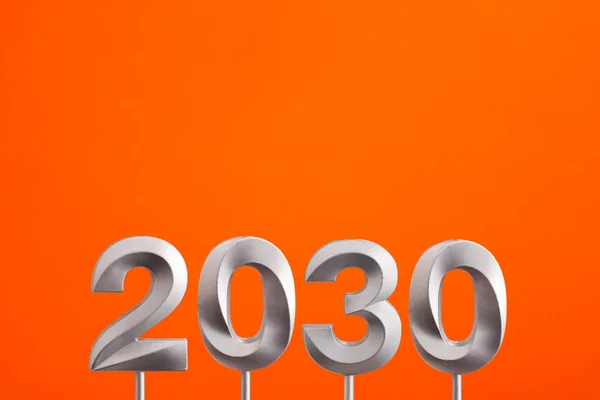 Año 2030 Número Plata Sobre Fondo Espumado Naranja — Foto de Stock
