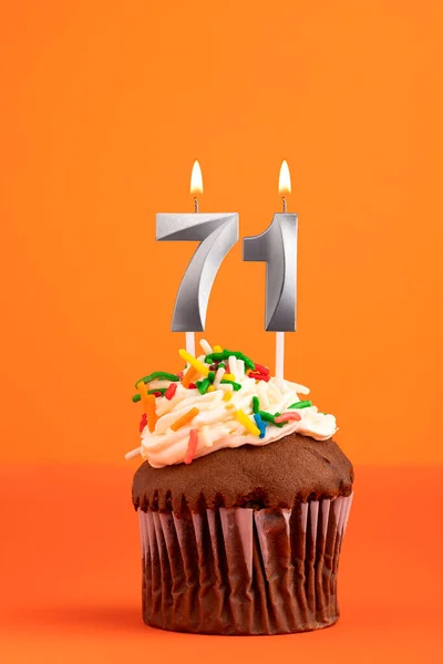 Candela Numero Compleanno Della Torta Sfondo Arancione — Foto Stock