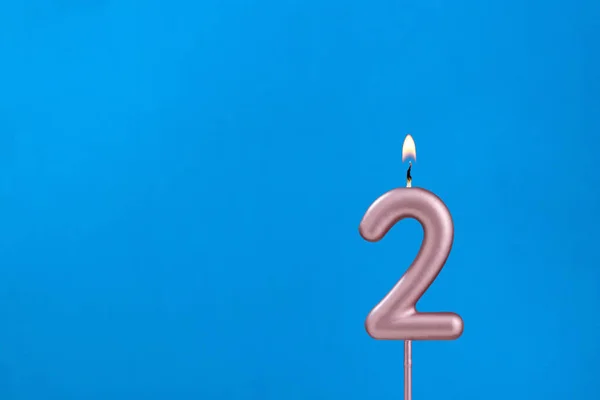 Свеча День Рождения Голубом Пенном Фоне — стоковое фото