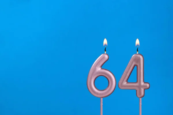 Świeca Numer Urodziny Niebieskim Tle Piankowym — Zdjęcie stockowe