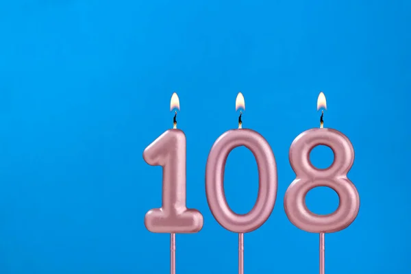 Vela Número 108 Cumpleaños Blues Fondo Espumoso — Foto de Stock