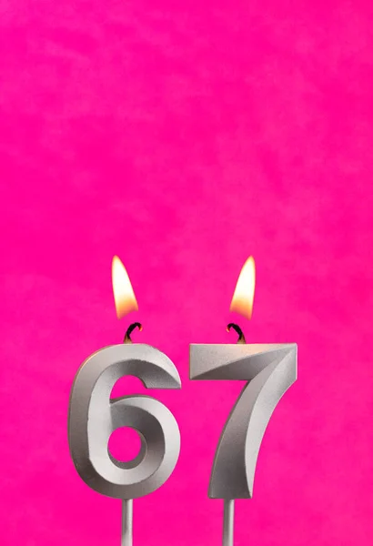 Número Vela Celebración Cumpleaños Sobre Fondo Fucsia — Foto de Stock