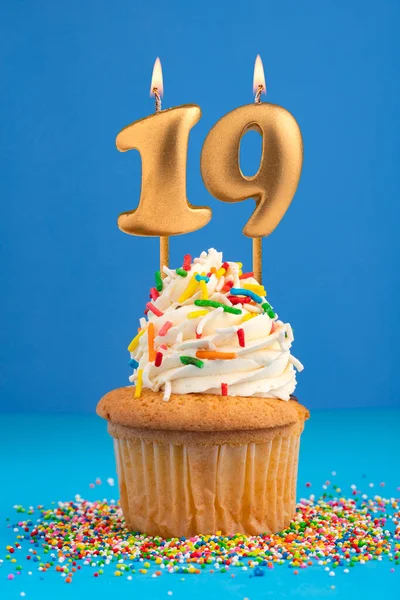 Kaars Nummer Cake Verjaardag Blauwe Achtergrond — Stockfoto