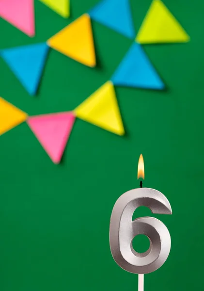 Cartão Aniversário Vertical Com Vela Número Fundo Verde Com Pendentes — Fotografia de Stock