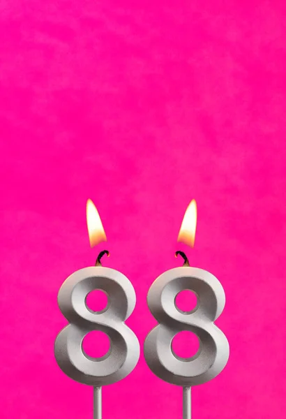 Kerze Mit Flamme Geburtstagskarte Fuchsia Hintergrund — Stockfoto