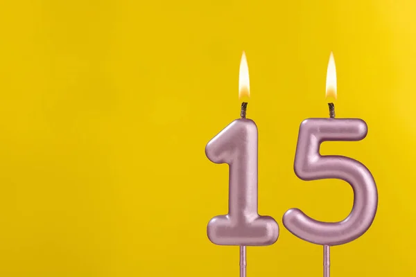 Vela Cumpleaños Número Celebración Cumpleaños Sobre Fondo Amarillo — Foto de Stock