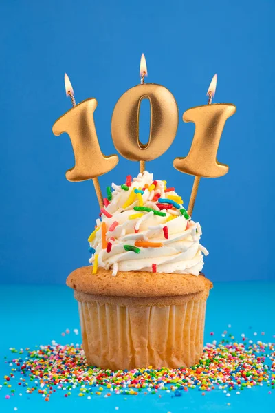 Свічка Номер 101 Торт День Народження Синьому Фоні — стокове фото