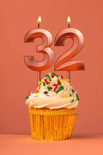 Candle Number Cake Birthday Coral Fusion Background — Stock Photo, Image