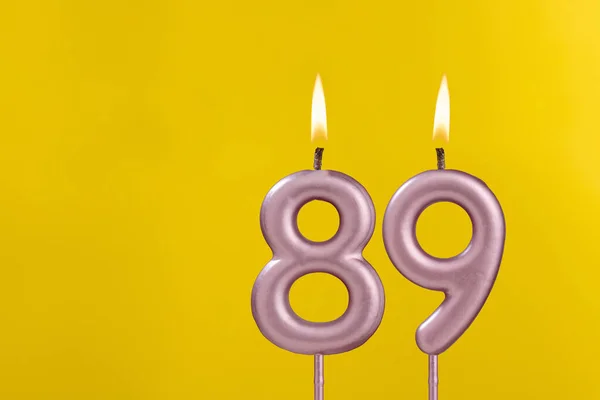 Geburtstagskerze Nummer Geburtstagsfeier Auf Gelbem Hintergrund — Stockfoto