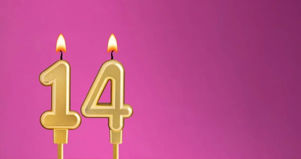 Tarjeta Cumpleaños Con Número Vela Fondo Púrpura — Foto de Stock