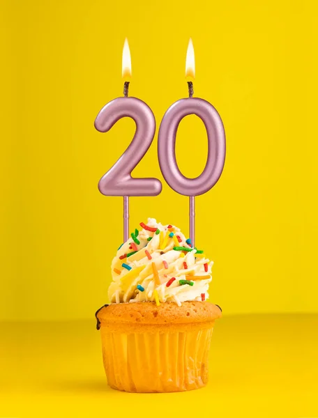 Nummer Kaars Verjaardagskaart Ontwerp Gele Achtergrond — Stockfoto