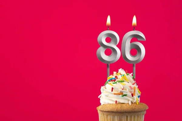 Vela Ardiente Número Tarjeta Cumpleaños Con Pastel — Foto de Stock
