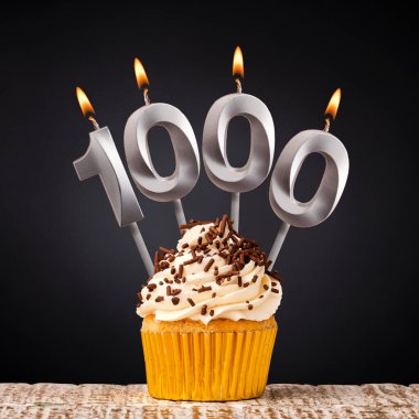 Takipçi veya beğeni sayısı - 1000 numaralı mum