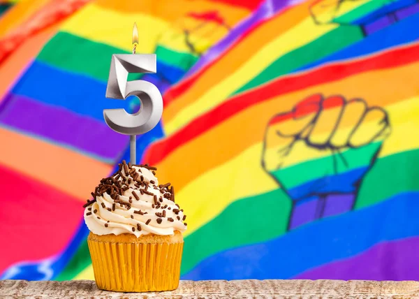Födelsedagskort Med Gay Stolthet Färger Ljus Nummer — Stockfoto