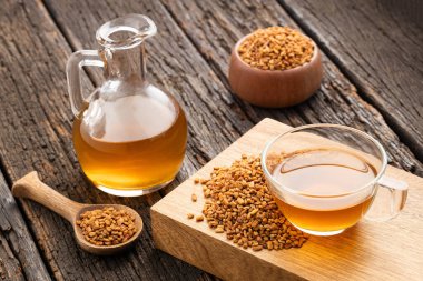 Methi Dana - Sarı çemen otu tohumlarının kaynaşması